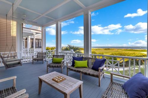 OP37: 37 Ocean Point