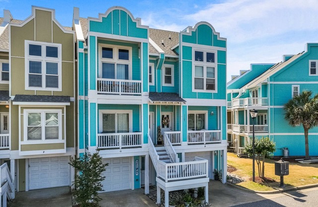 Open and Airy Coastal Condo with shared pool and Private W/D - Central Air