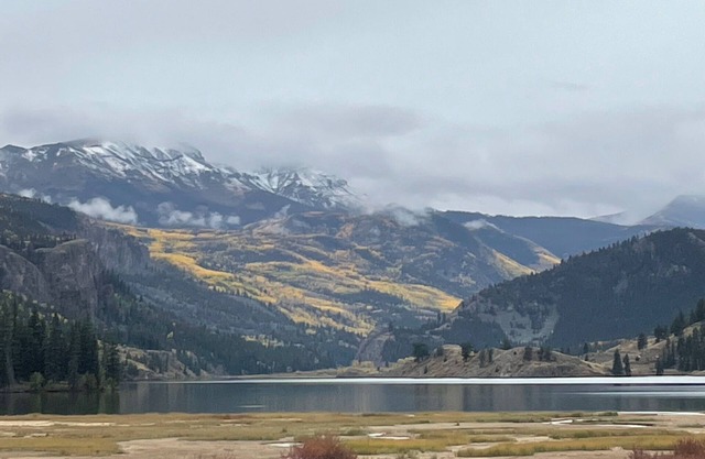 OPEN YEAR ROUND - 3 Bedroom Lake San Cristobal Condo on the Alpine Loop