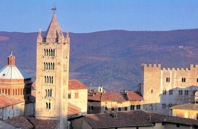 Original Tuscan holiday apartment in a quiet location with rooftop terrace