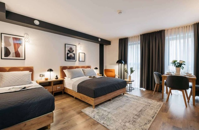 ORSO City Studio with king size bed
