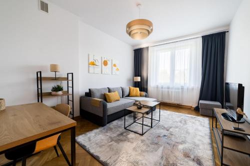 Osiedle Przyjaźni Deluxe Apartment by BookingHost