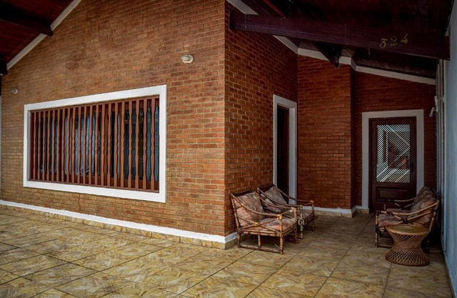 Otima casa com Wi-Fi a 350m da Praia de Peruibe SP