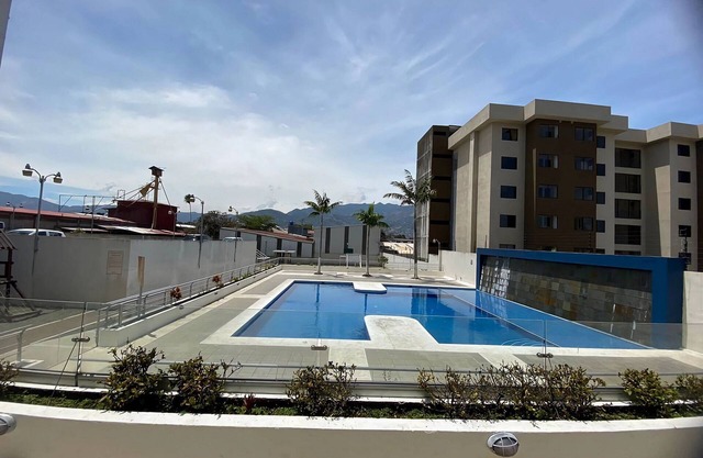 Our contemporary apartment, Oasis View