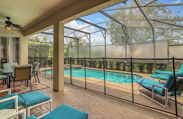 Our DisneyDreamVilla - minutes to DisneyWorld!