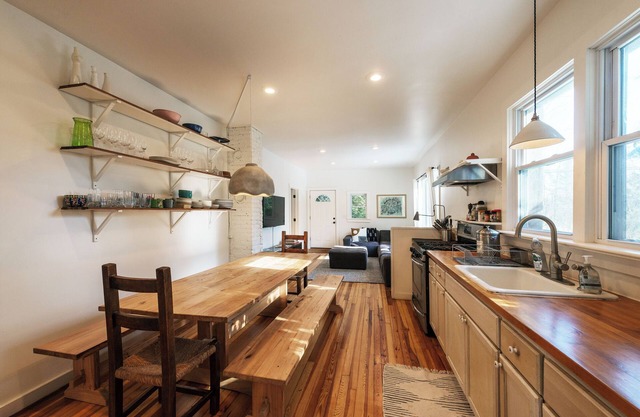 Outlier Inn Guest House on Farm Catskills