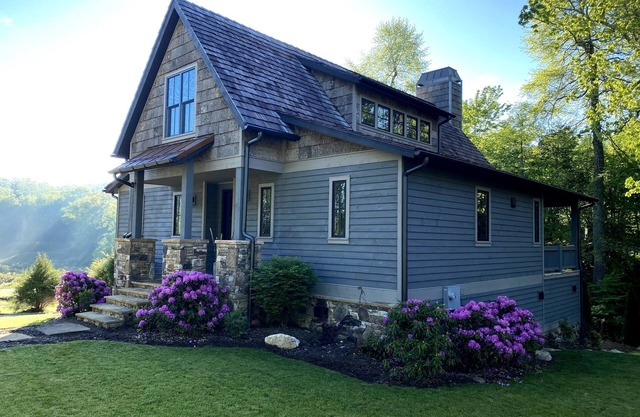 Owls Nest Cottage - mountain escape, plenty of outdoor activities.