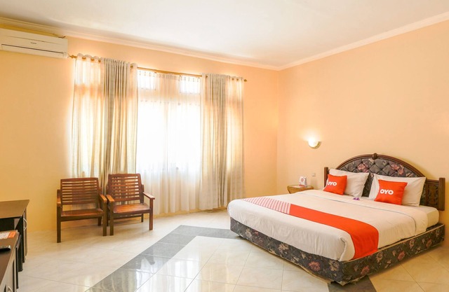 OYO 1732 Edotel Praya Syariah