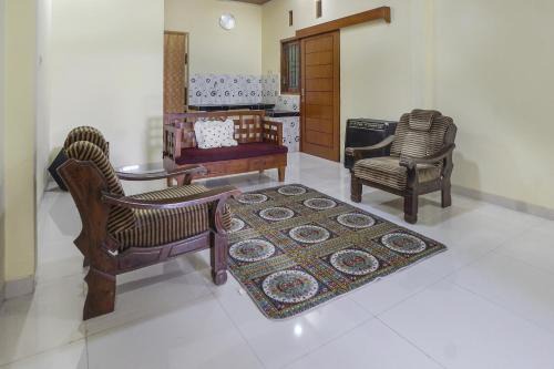 OYO 91137 Griya Cipu Syariah Guest House
