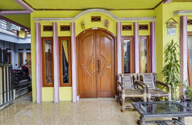 OYO Homes 91128 Desa Wisata Lebakmuncang Ciwidey Syariah
