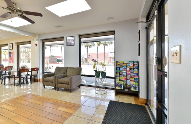 OYO Hotel Lake Park/Valdosta I-75, Exit 5