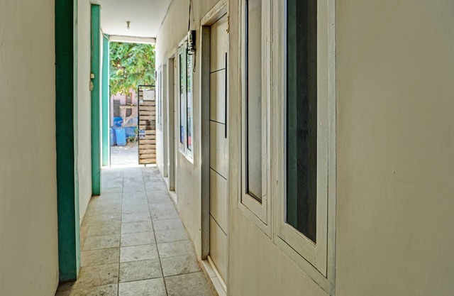 OYO Life 92684 Kost Mutiara Nirwana