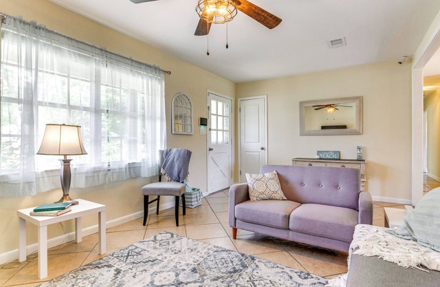 Pace Family Home: 1 Mi to Beach & Park!