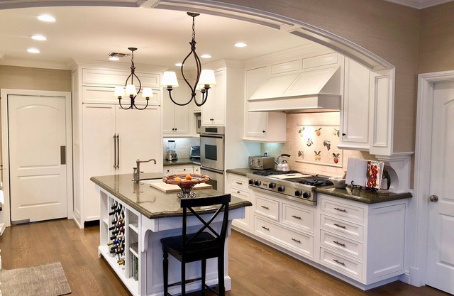 PACIFIC PALISADES LUXURY HOME with Pool&Spa! Walk to park, village & beach!