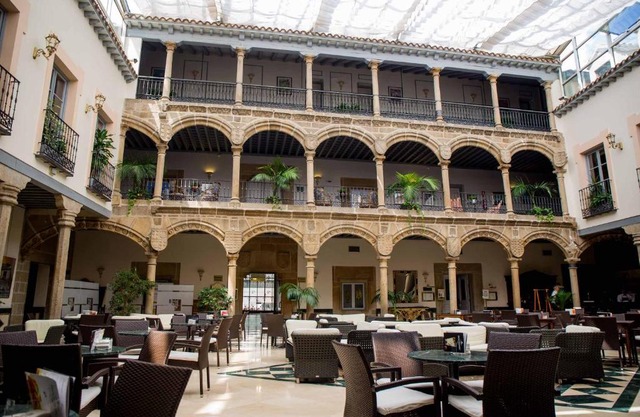 Palacio de los Velada