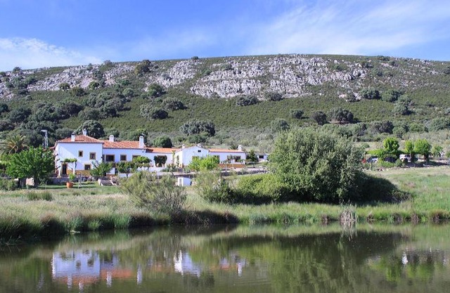 Palacio Viejo de Las Corchuelas