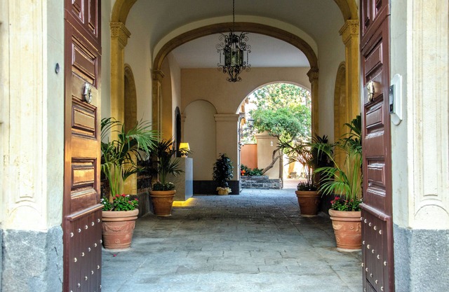 Palazzo Fiammingo Rooms