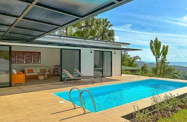 Panoramic Ocean View: Modern Home + Pool