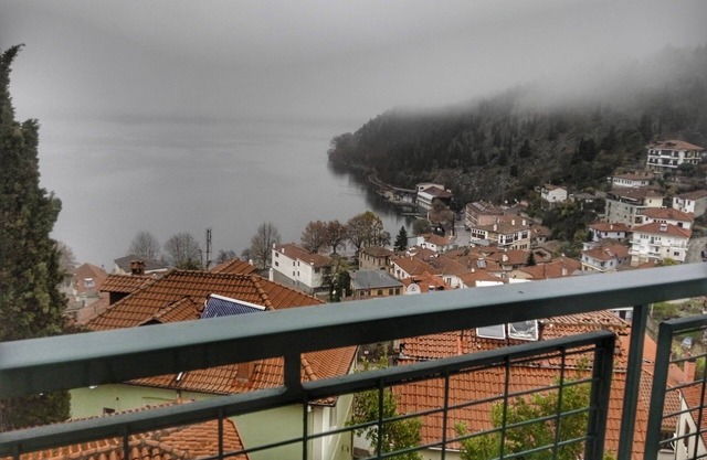 Panoramic view of the lake! A romantic retreat right into the heart of Kastoria.