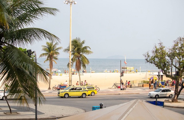 PANORAMIC VIEW TO THE ATLANTIC AVENUE (SEAFRONT)
