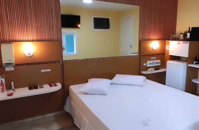 Paradies Hotéis e Motéis