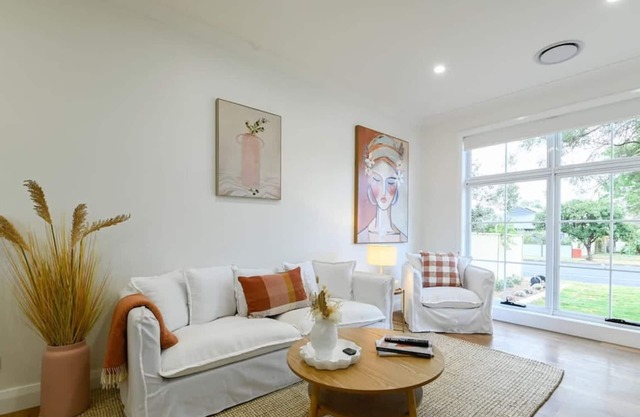 Paradise on Palmer - Whimsical Abode, Firepit