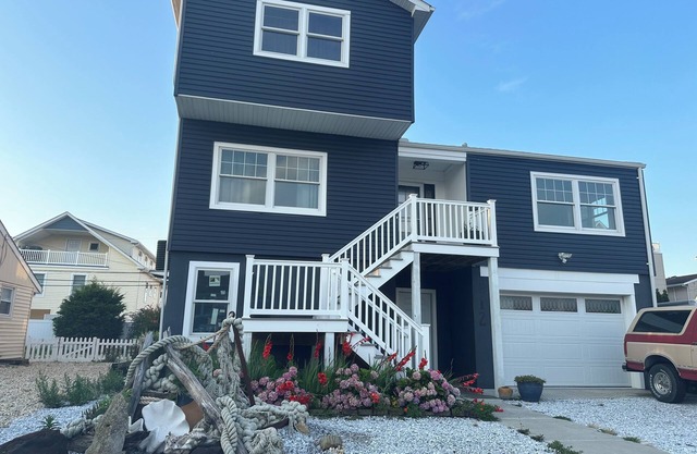 Paradise on Pelican Island 4 bed 3 bath, dog ok