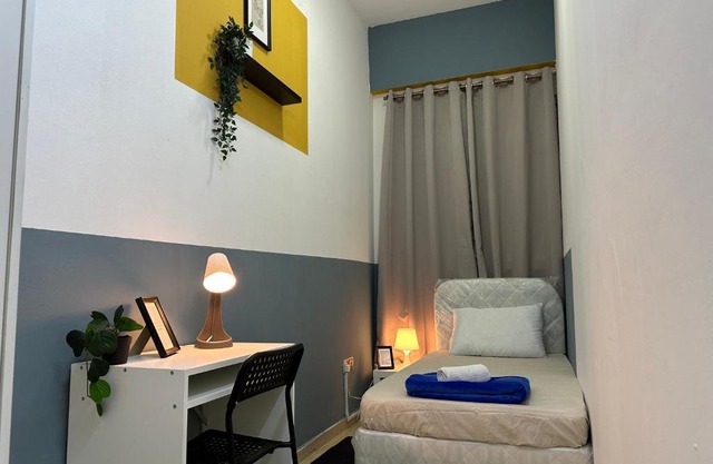 Partition Room with window In Barsha Near Metro