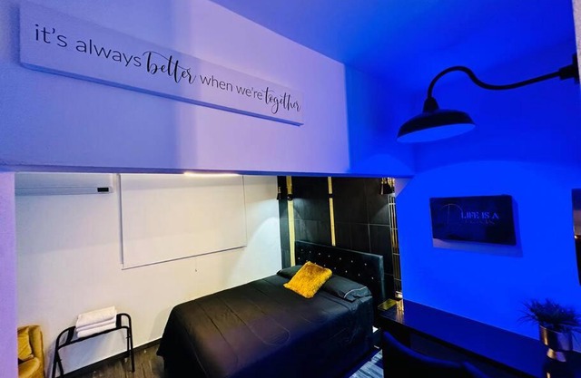 Pasavento - Modern Tiny Suite