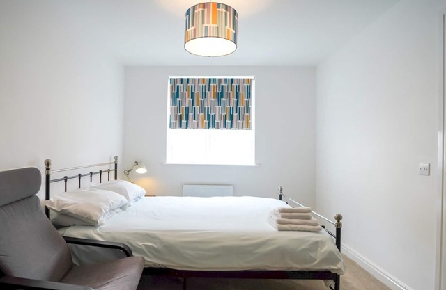 Pass the Keys | Gorgeous & Modern New Build house for 6 in Cardiff