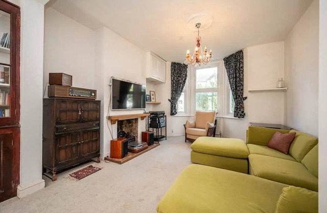 Pass the Keys | Large Period House with Garden near Peckham London