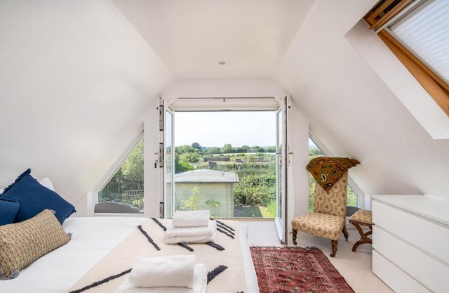 Pass the Keys The Sculptors Cottage