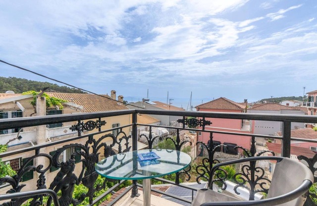 Paxi Apt in Gaios with 1 bedrooms and 1 bathrooms