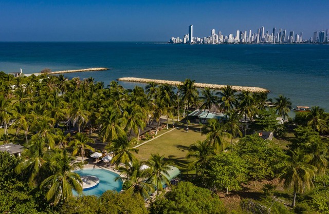 Pb-C2 Habitación Quintuple En Isla Con Desayuno Piscina Y WIFI