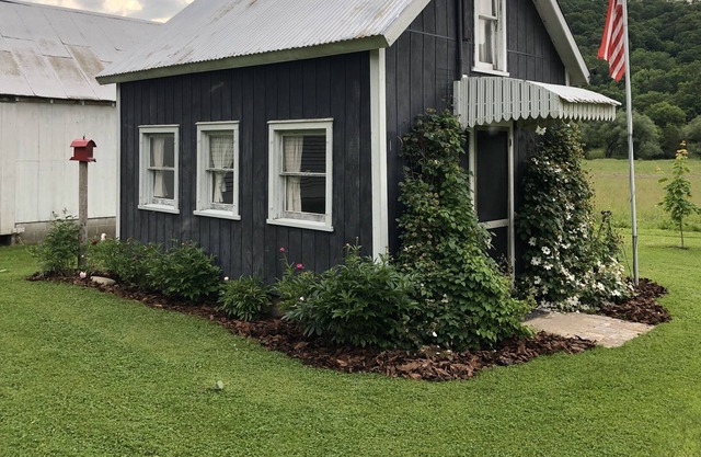 Peace in the Valley Rustic Rentals