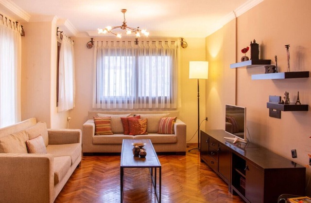 Peaceful and Comfy Flat Near Sea in Karsiyaka