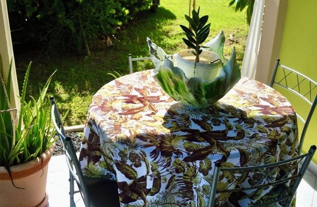 Peaceful bungalow with pool close to nature and town ☀️🏝️