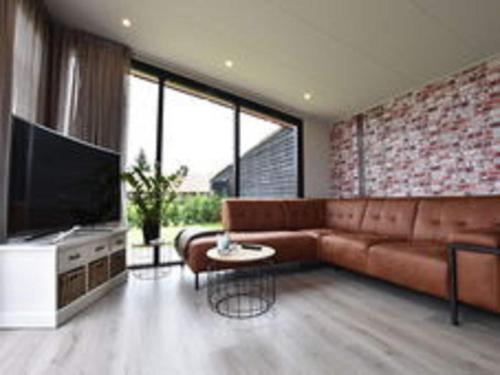 Peaceful Chalet Close to Norg, cleaning included