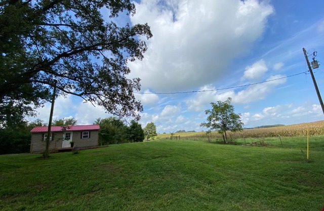 Peaceful Cozy Country Cottage on a 350 acre farm
