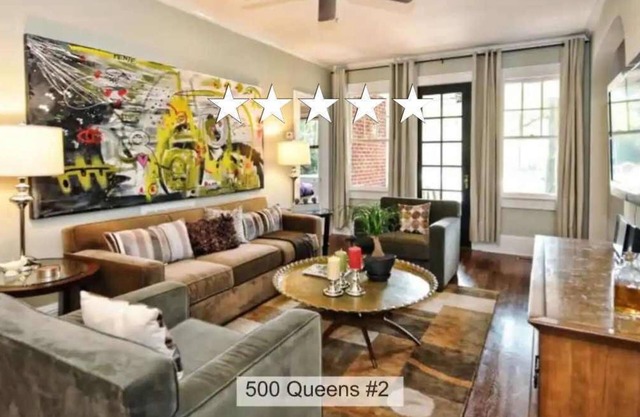 Peaceful Myers Park 2BR King Condo | Porch