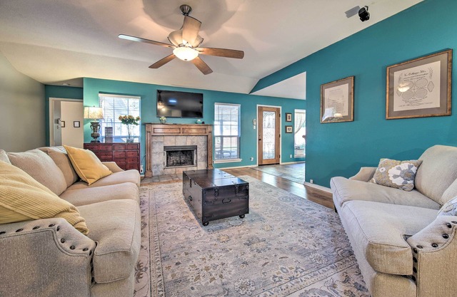 Peaceful San Antonio Oasis w/Private Pool + Grill