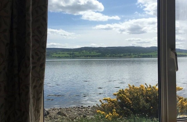 Peaceful Sea View Home Close to Inverness