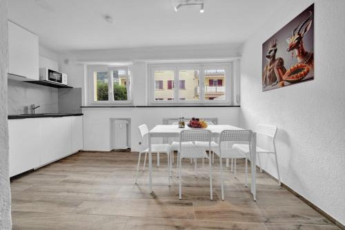 PEARL06c Pearl Arbor Suites Room6C