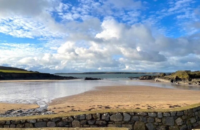 Pembrokeshire Near Beach With A Hot Tub