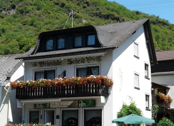 Pension / Ferienwohnungen Scheid