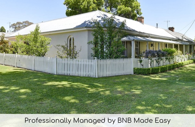 Peppercorn Cottage - Circa 1849, Heritage Gem