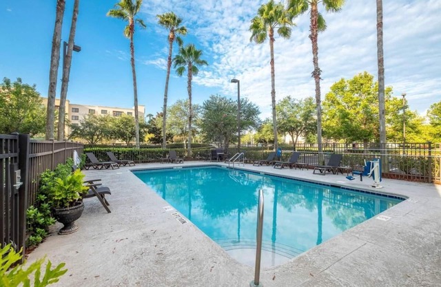 Perfect Escape! Outdoor Pool, Free Parking, Pet-Friendly Property