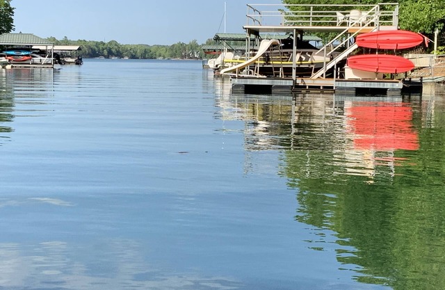 Perfect getaway on emerald Lake Keowee, the cleanest lake in the Southeast.