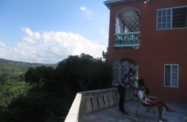 Perfect home for rest and relaxation. Breathtaking view of the carribean sea.