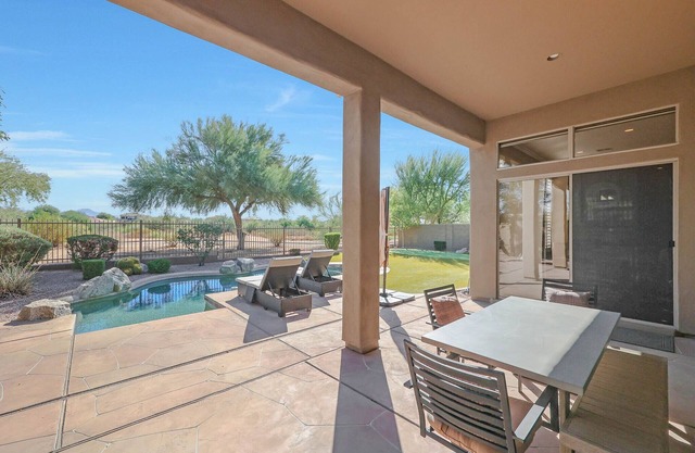 Perfect Snowbird Winter Getaway on a Golf Course in Gorgeous Scottsdale Area